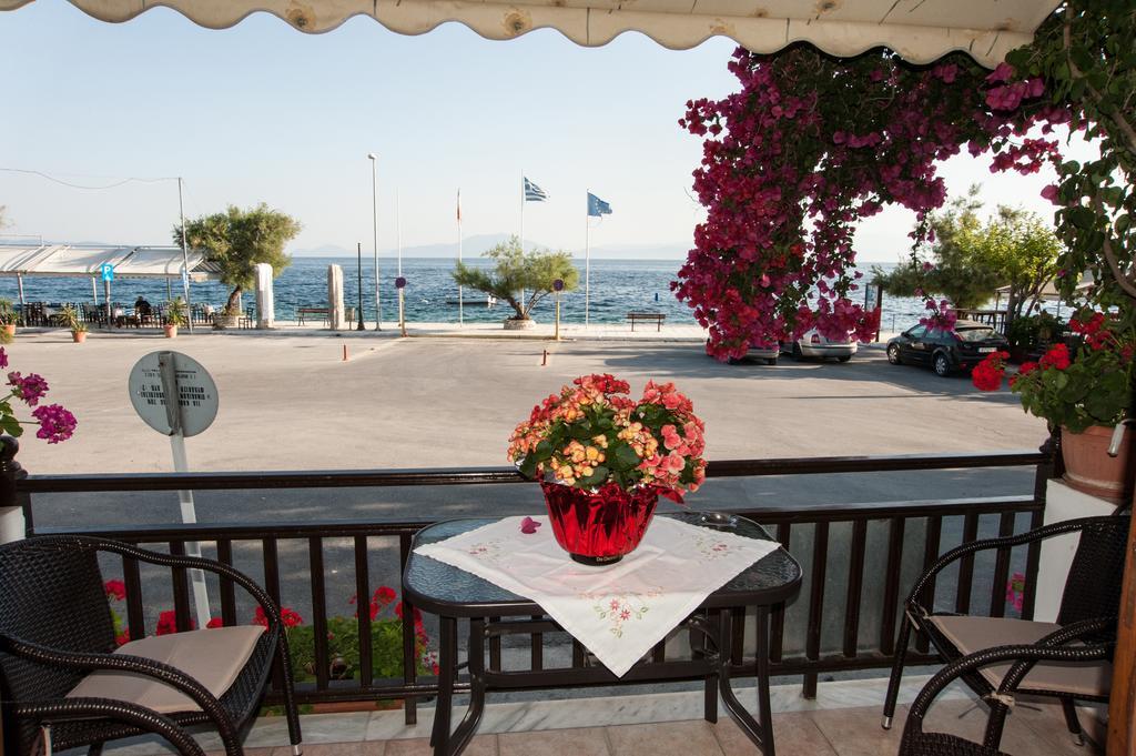 Hotel Platanidia Esterno foto