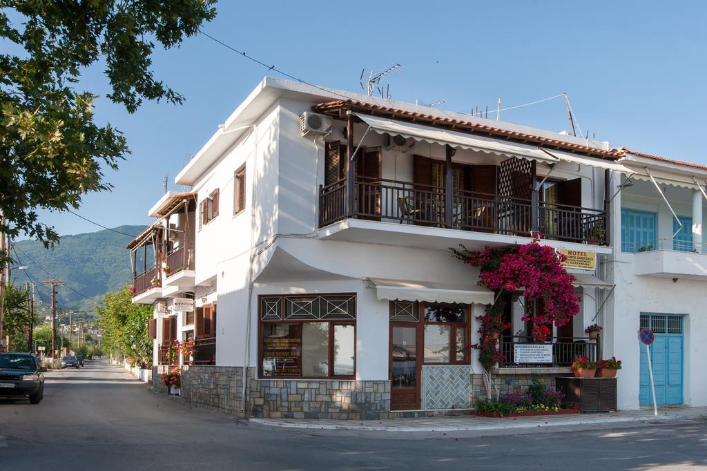 Hotel Platanidia Esterno foto