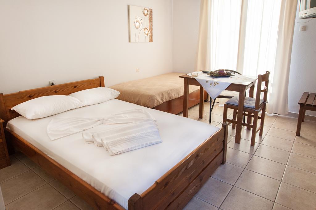 Hotel Platanidia Esterno foto
